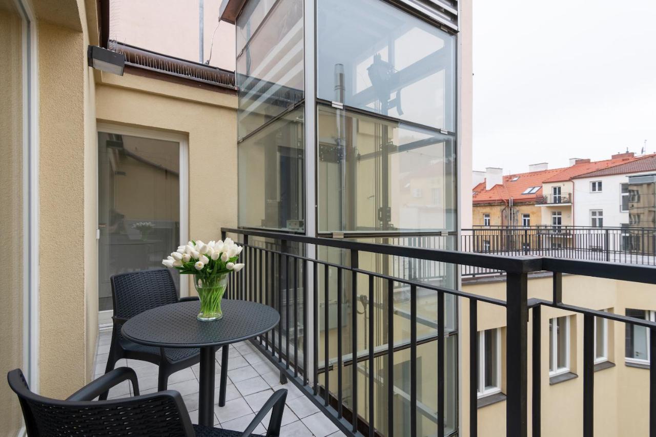 Kinsky Garden Apartments And Suites Praga Exterior foto